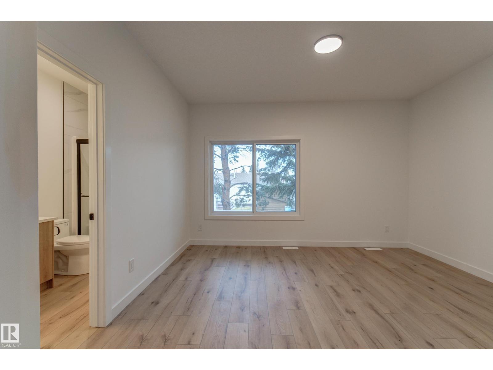 #11 6519 46 ST - 29