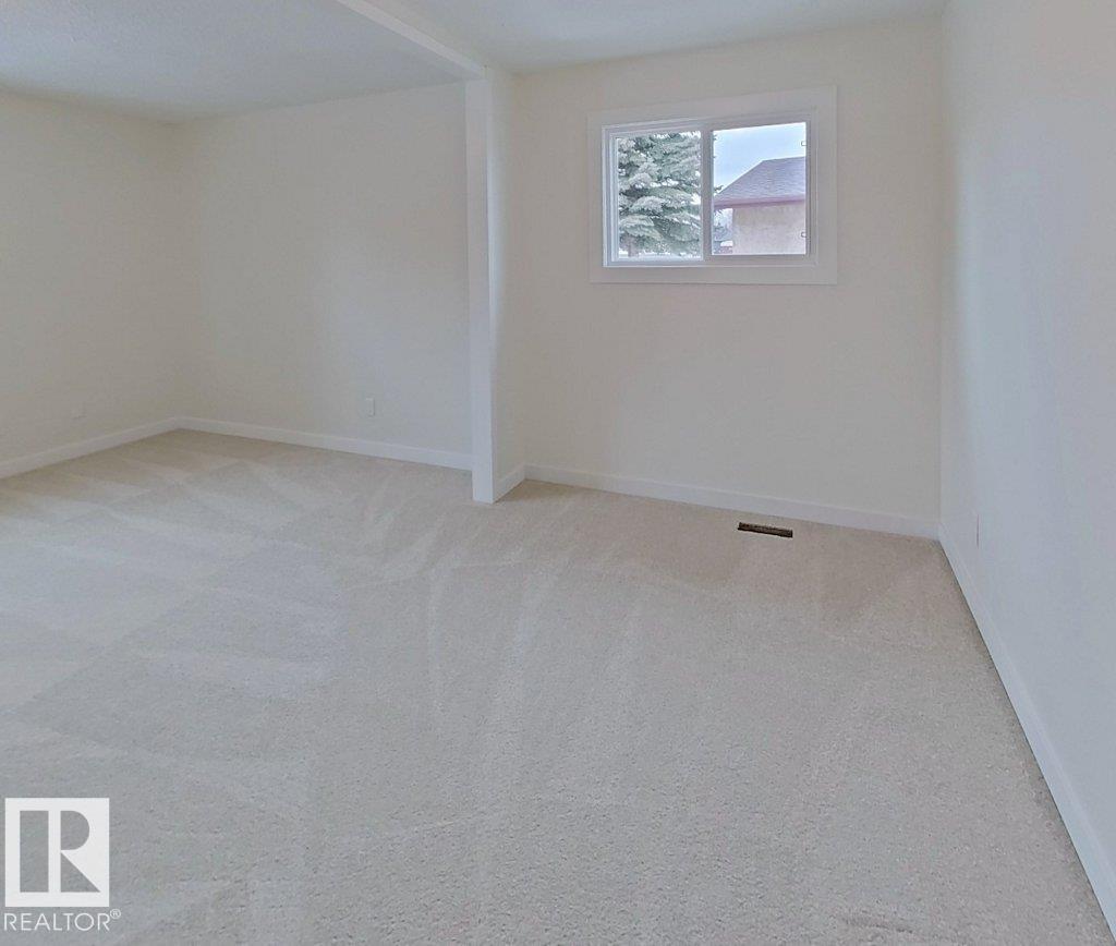 4507 35 AV NW - 18