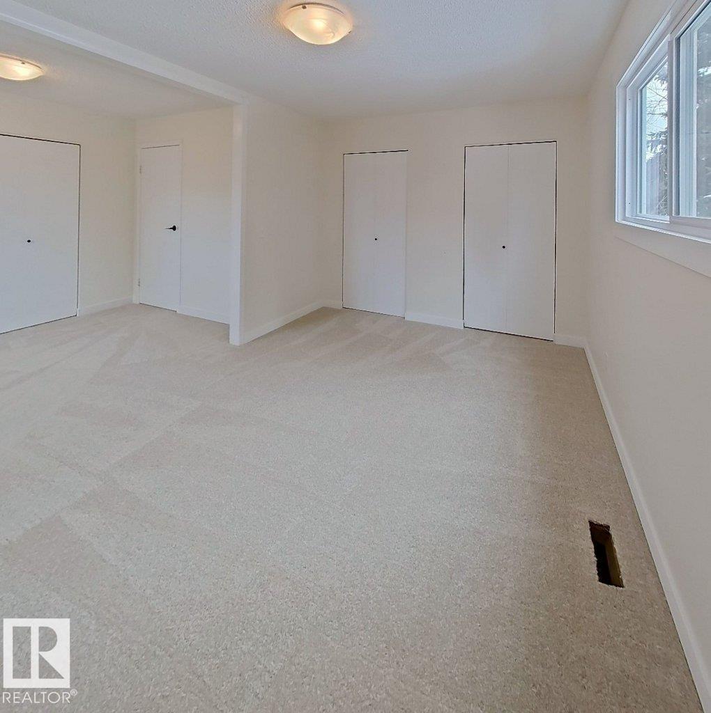 4507 35 AV NW - 22