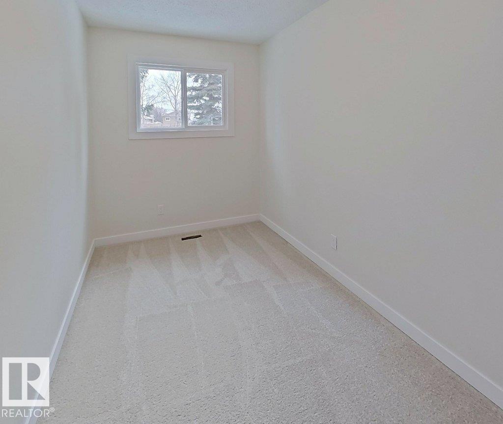 4507 35 AV NW - 27