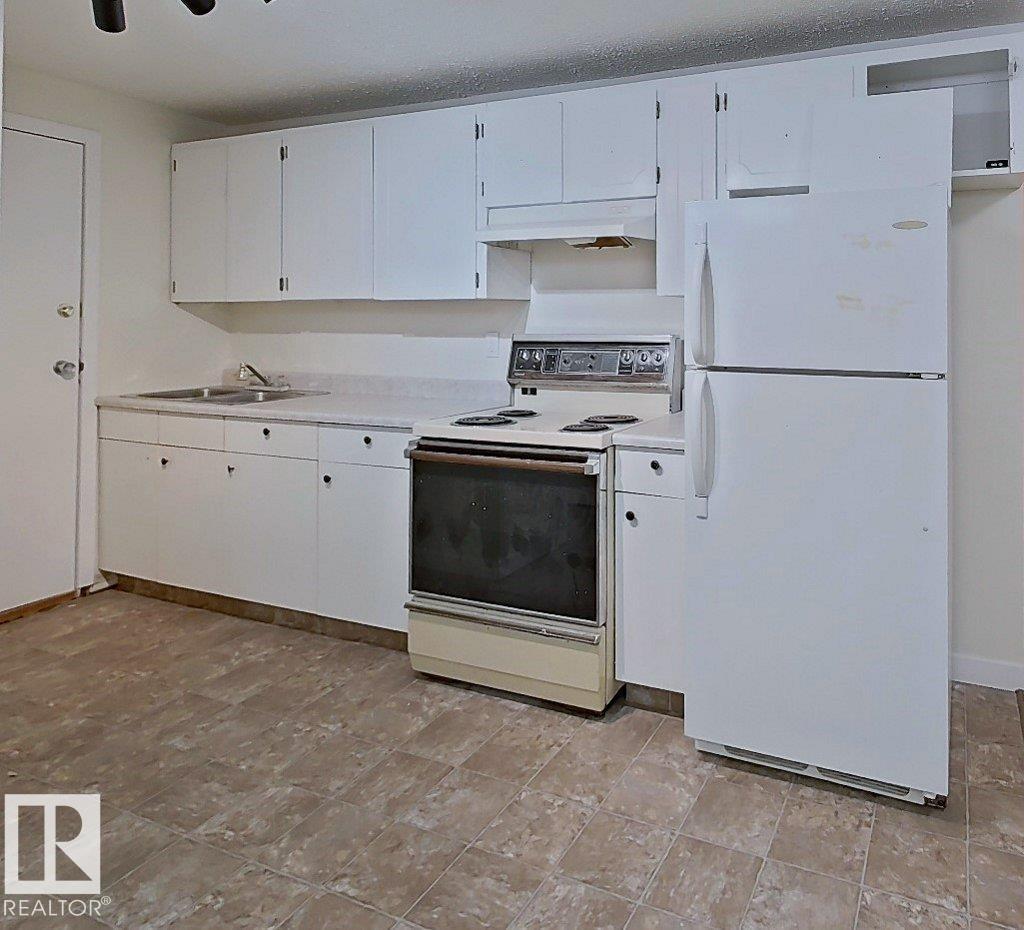 4507 35 AV NW - 34
