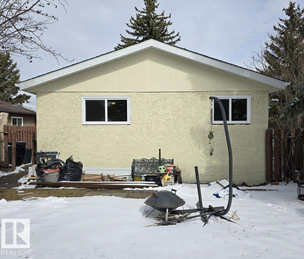 4507 35 AV NW - 54