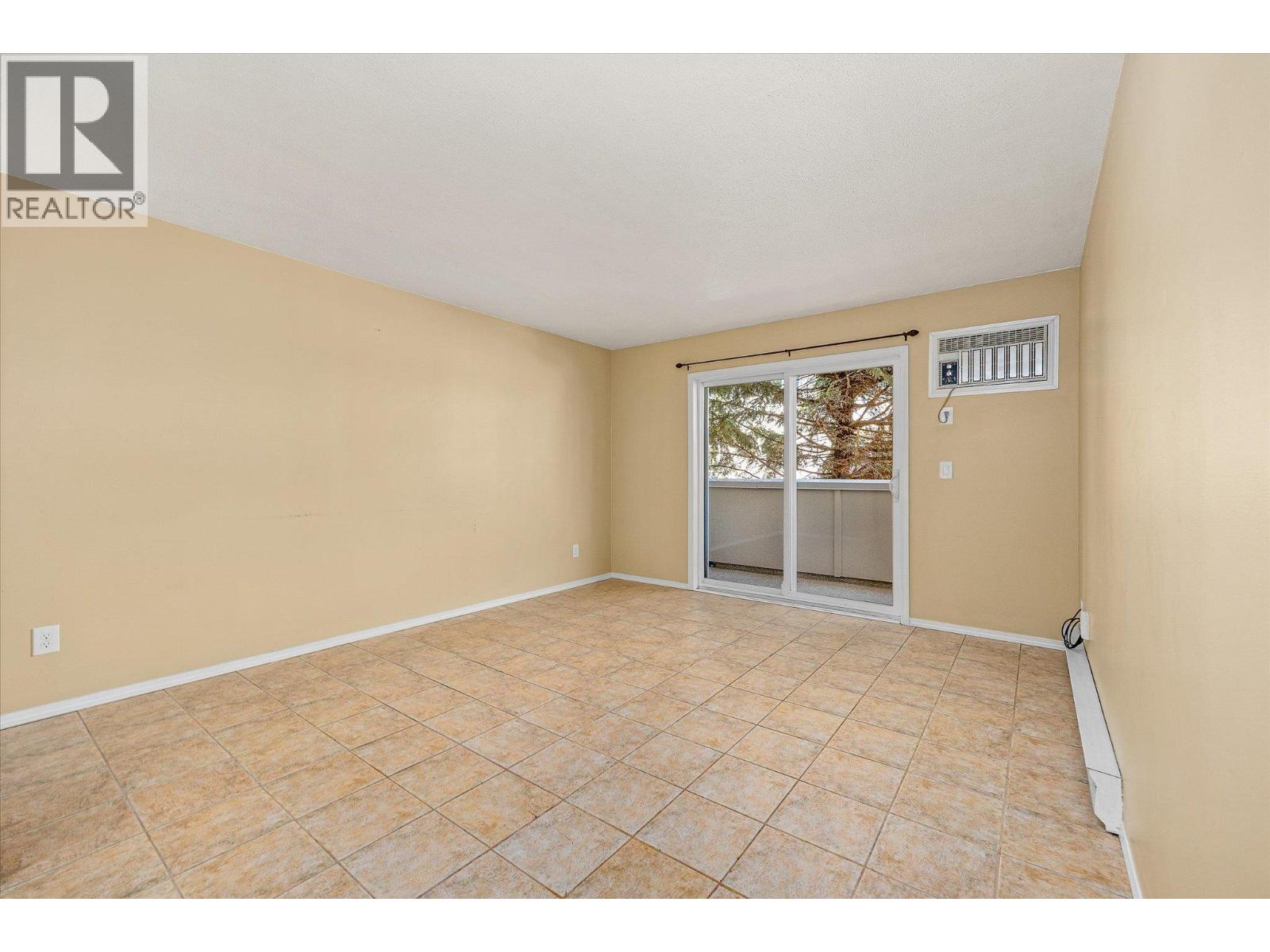 3160 De Montreuil Court Unit# 300, Kelowna