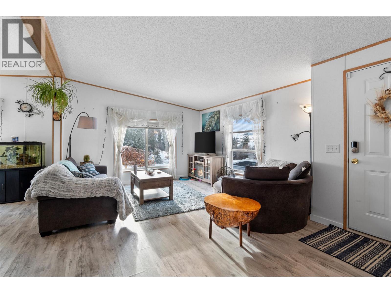 #22 2815 PRINCETON KAMLOOPS 5A Highway - 13