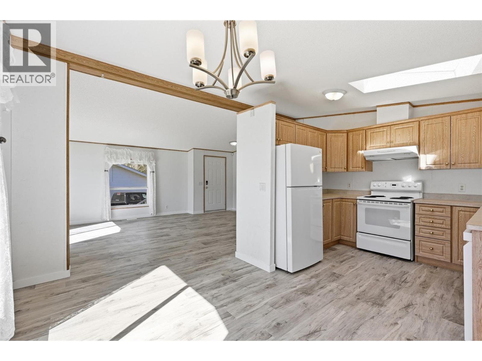 #22 2815 PRINCETON KAMLOOPS 5A Highway - 12