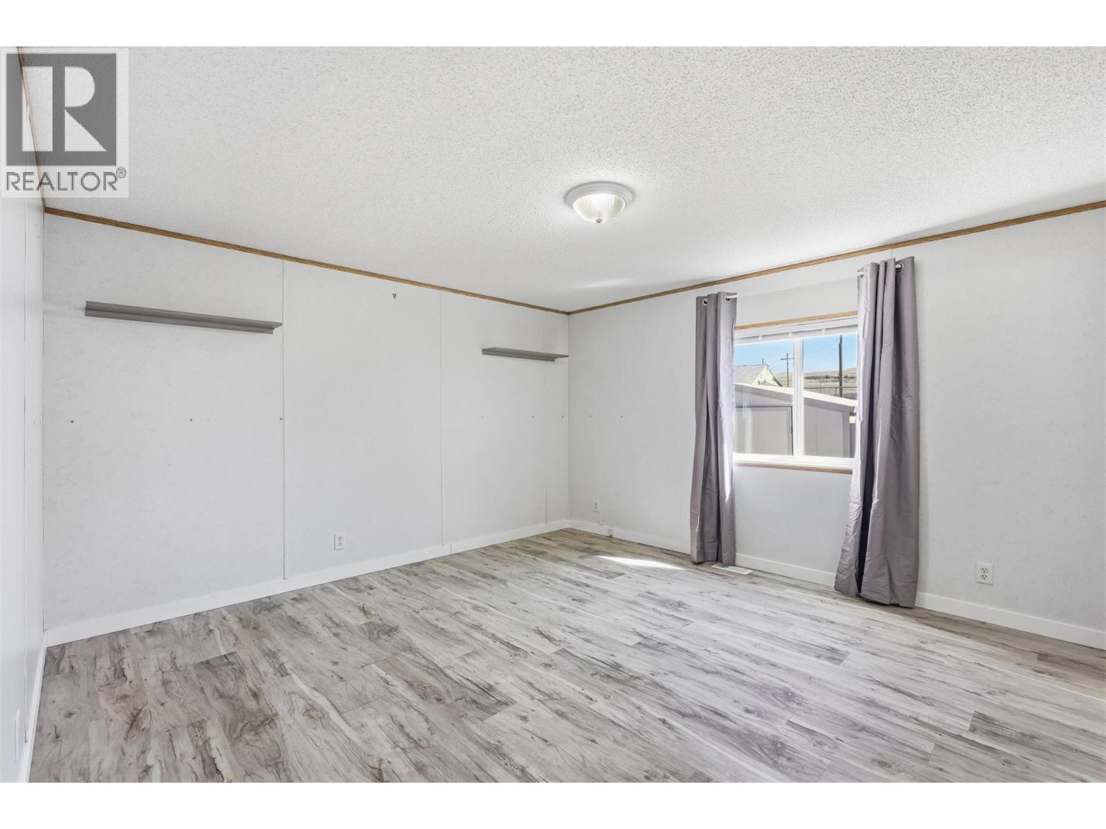 #22 2815 PRINCETON KAMLOOPS 5A Highway - 21