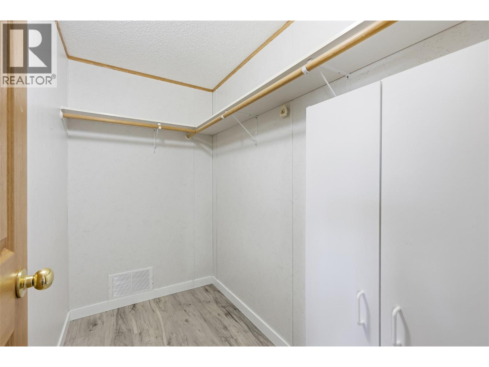 #22 2815 PRINCETON KAMLOOPS  5A HIGHWAY - 22