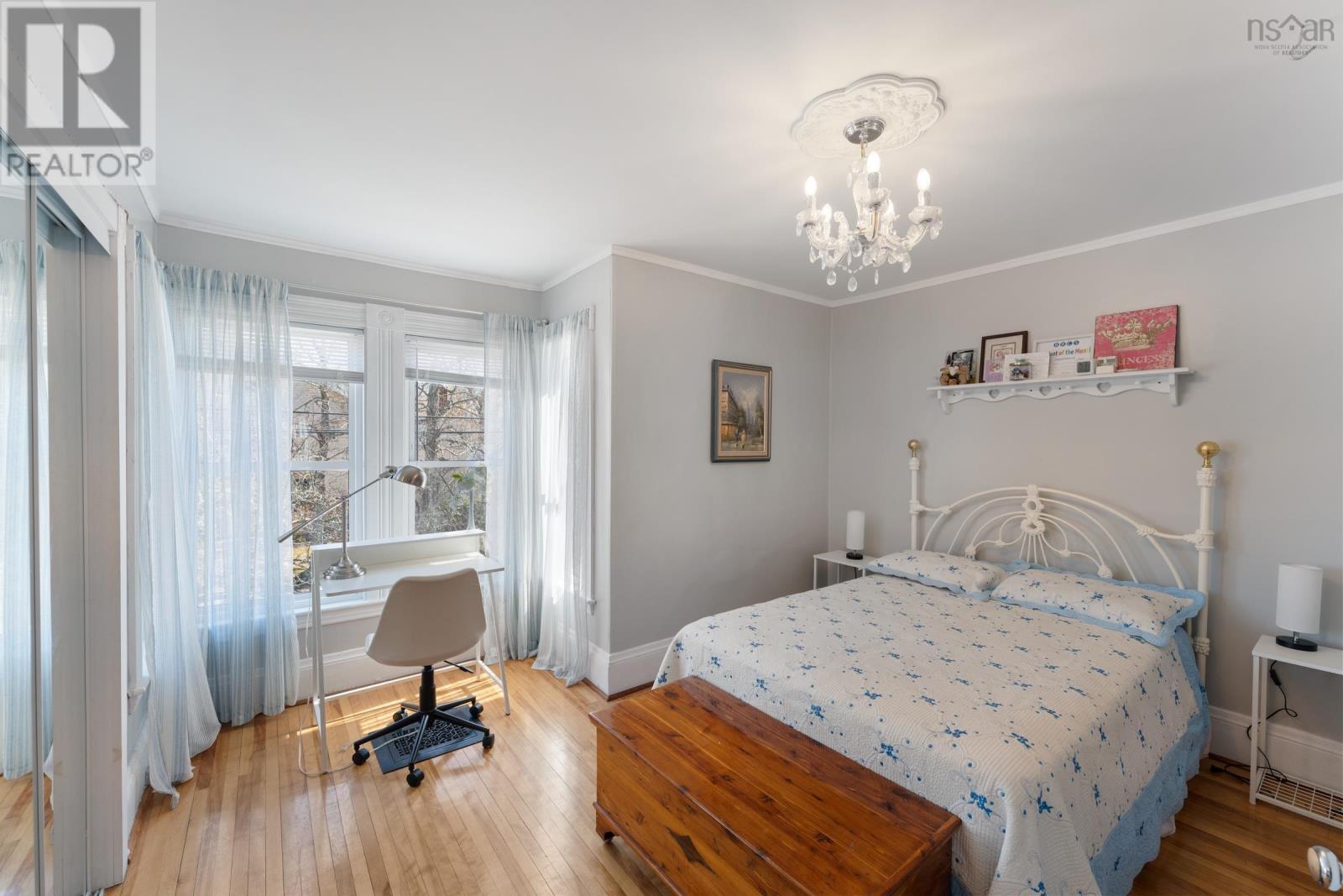 Property 36 of 49 of 328 Granville Street