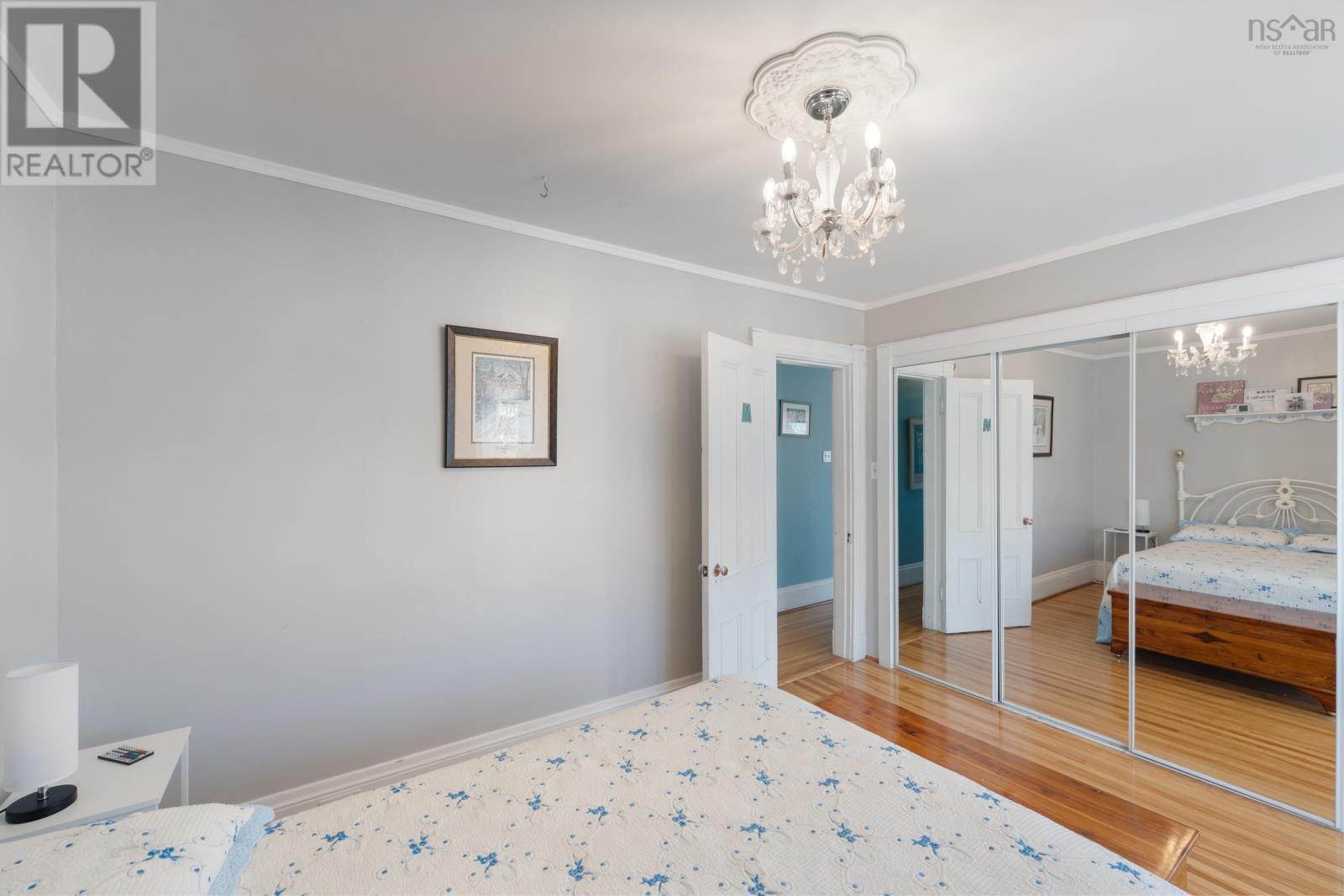 Property 37 of 49 of 328 Granville Street