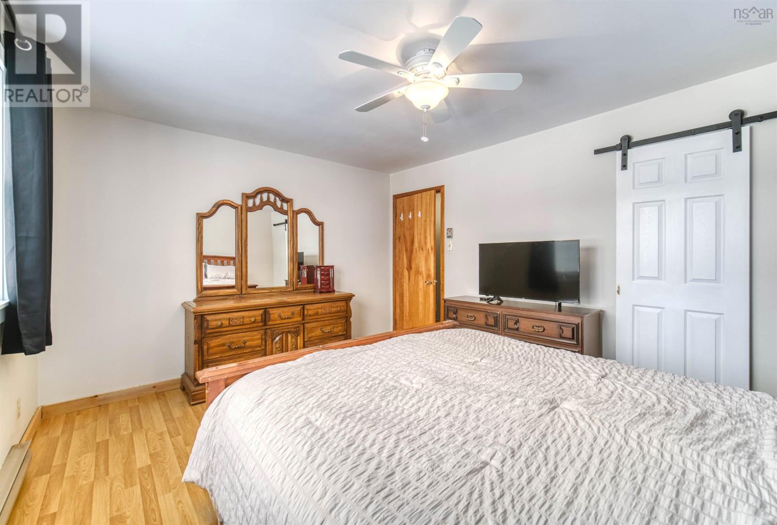 Property 21 of 40 of 5 Alpine Drive