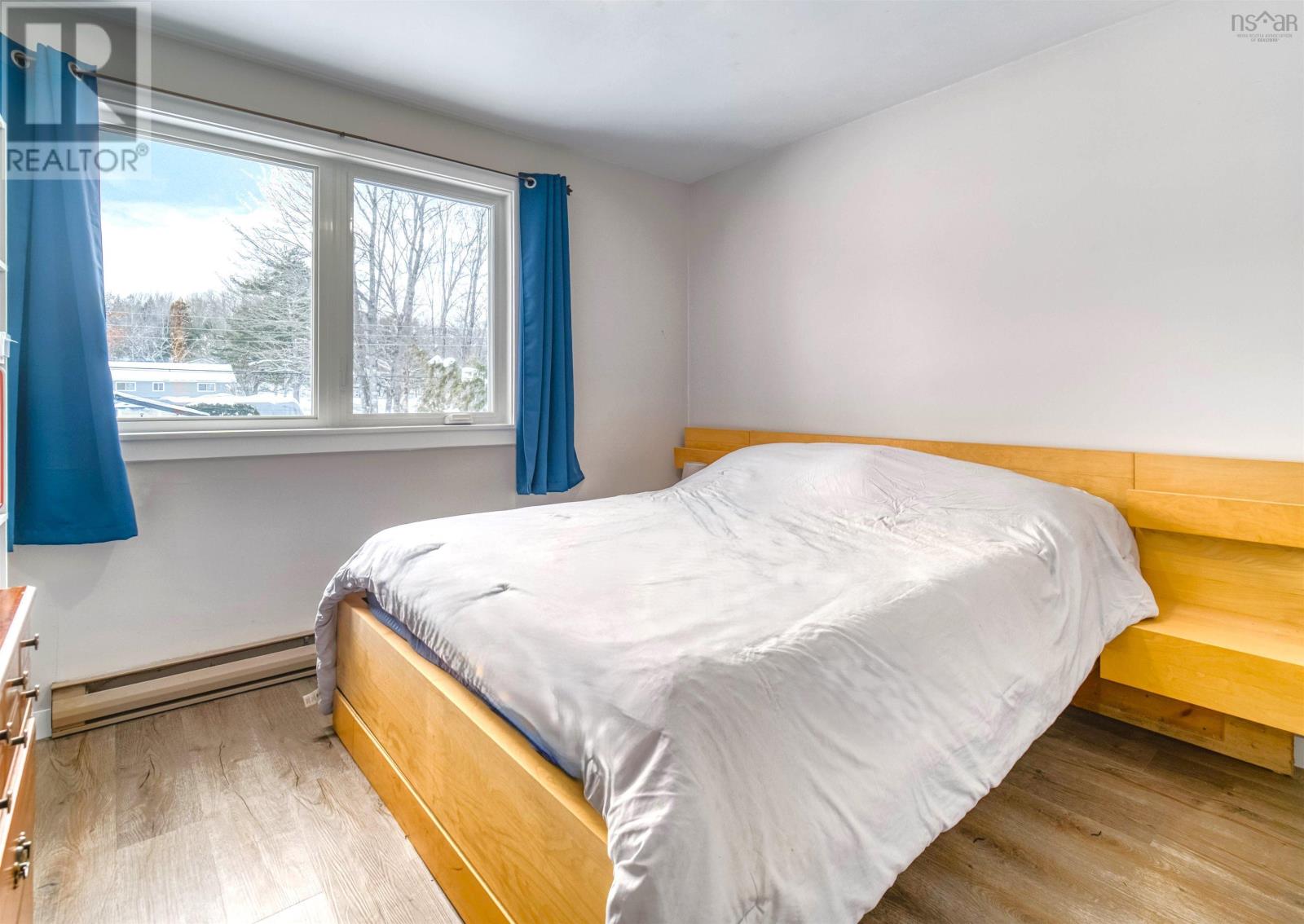 Property 24 of 40 of 5 Alpine Drive