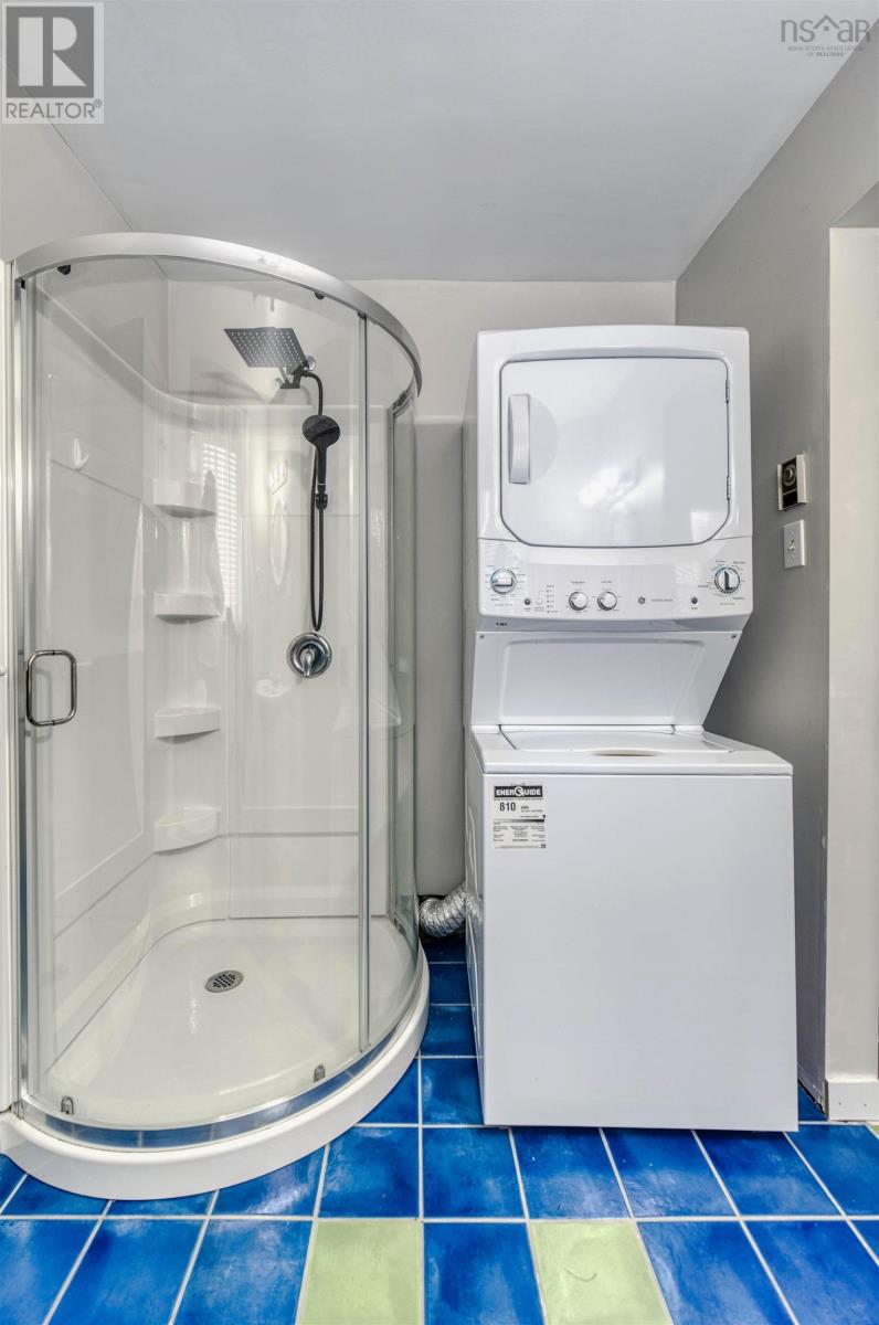 Property 33 of 40 of 5 Alpine Drive