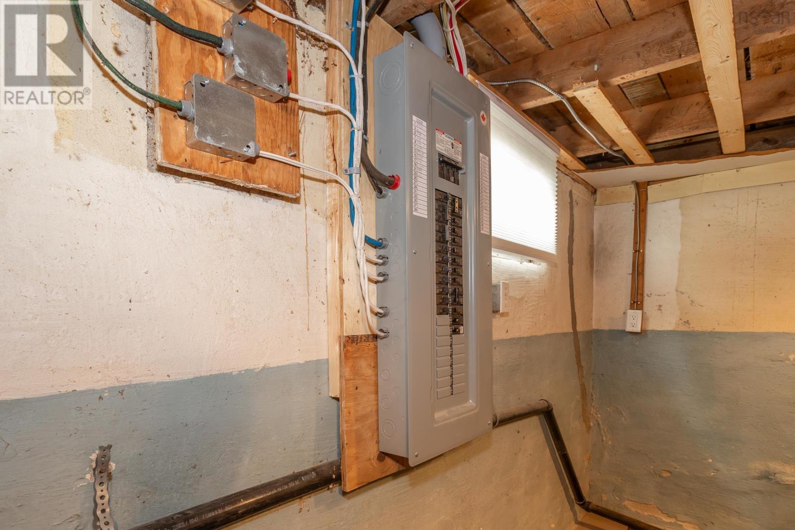 1307 GRANVILLE ROAD - 22