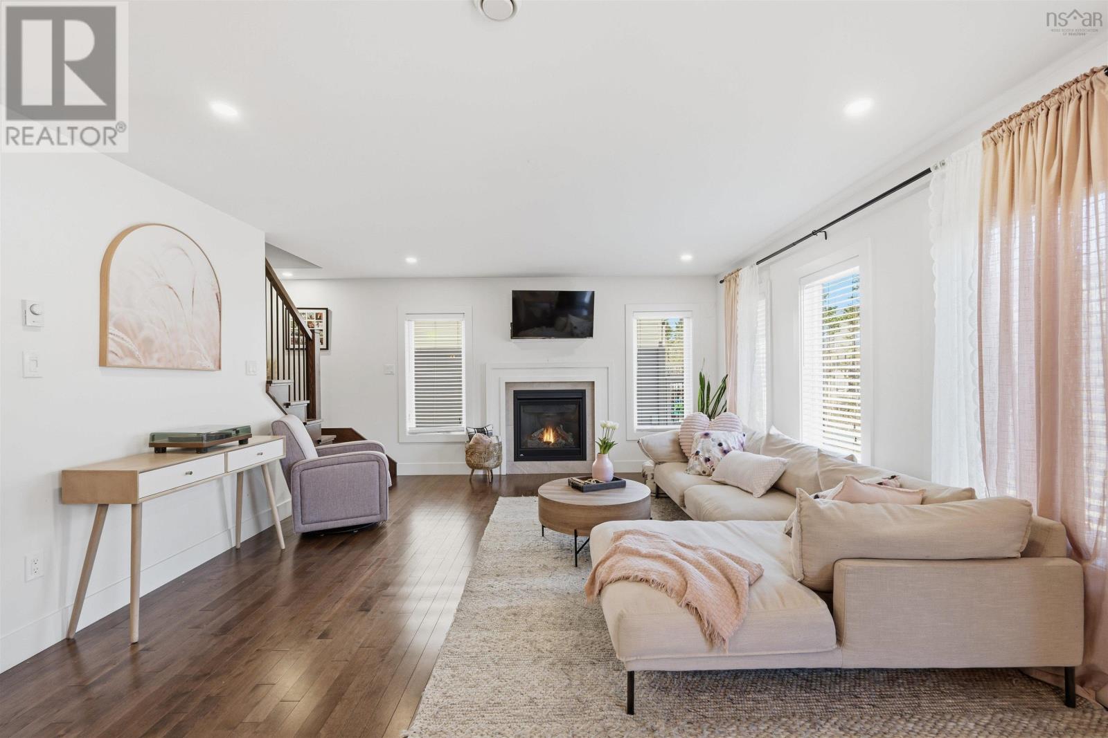 Property 21 of 50 of 40 Innsbrook Way