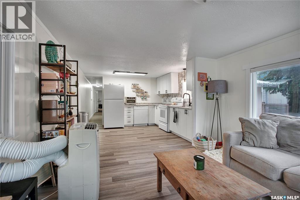 408 1524 RAYNER AVENUE - 10