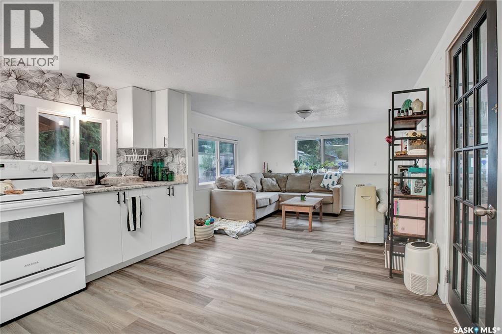 408 1524 RAYNER AVENUE - 8