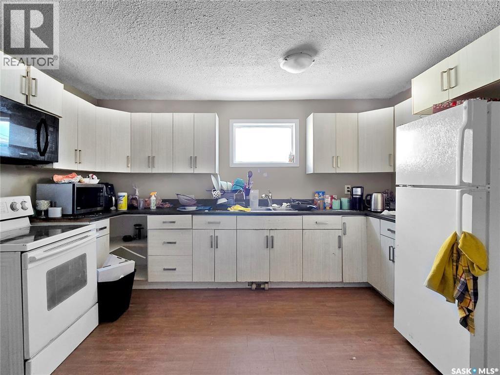 312 E AVENUE S - 6
