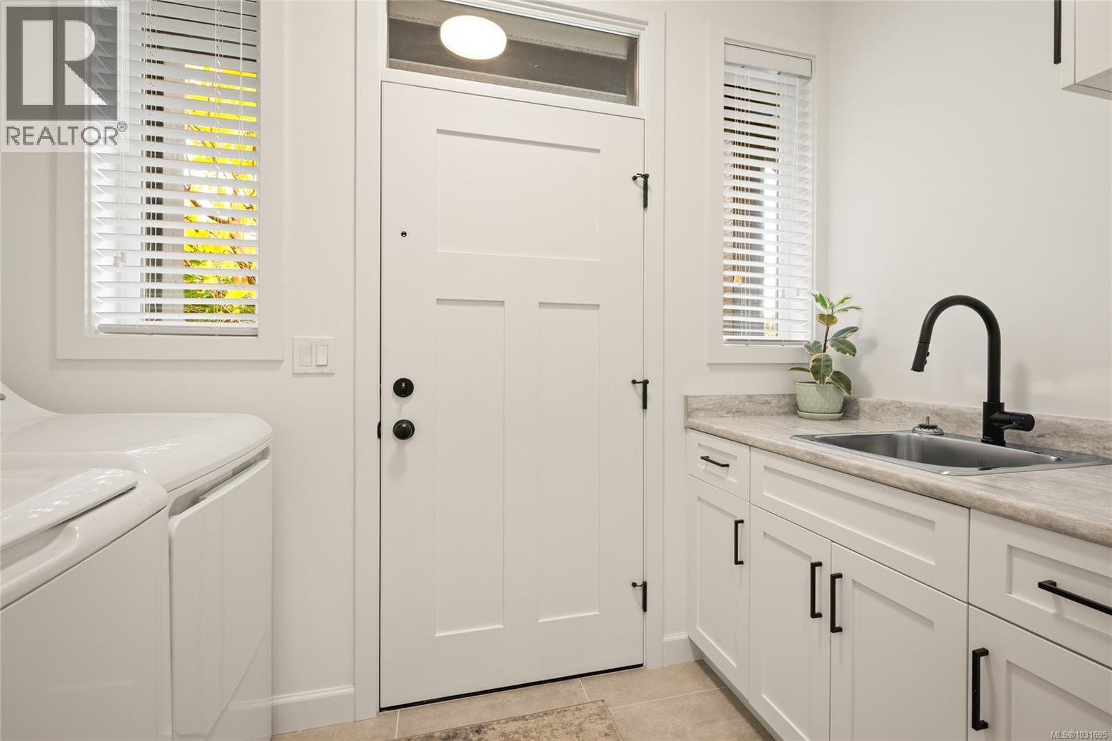 1589 HOSANNA WAY - 15