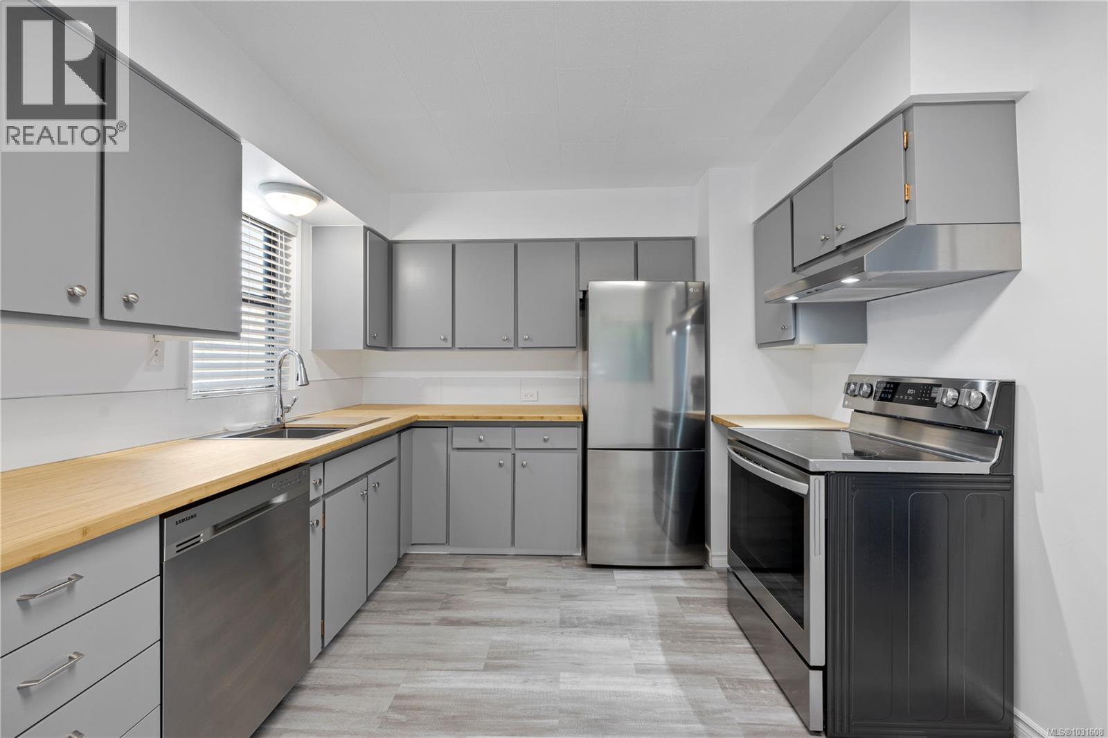 166 Sall Rd - 8