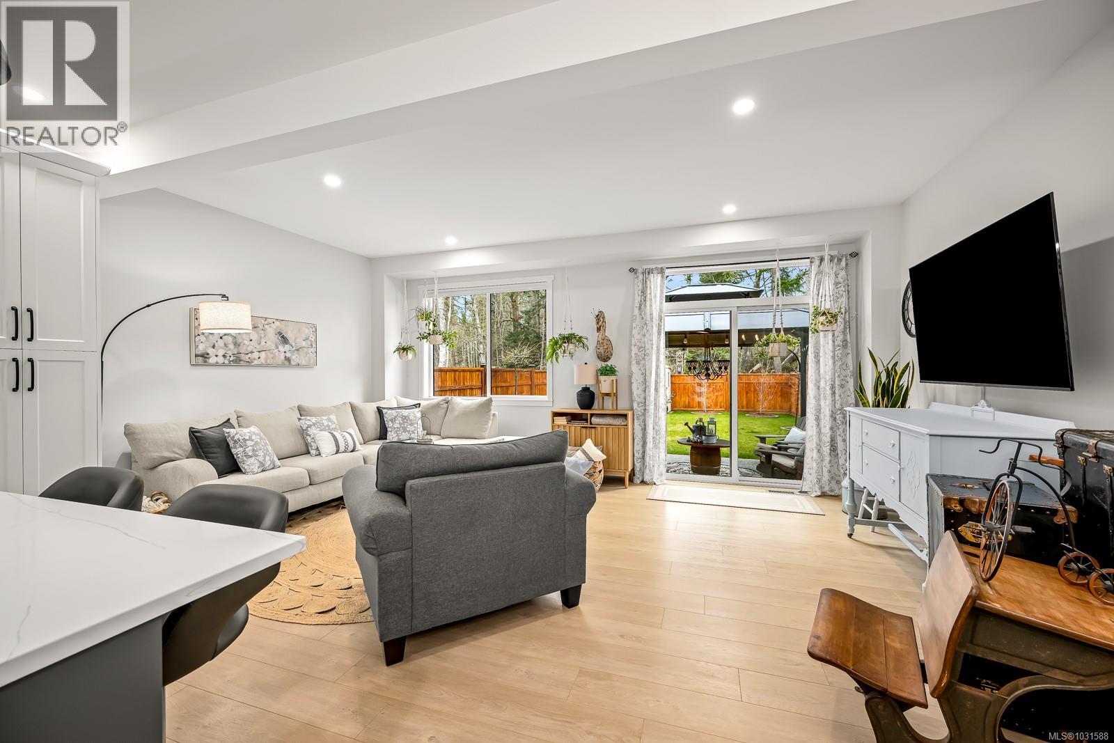 B 2130 Nikola Pl, Campbell River