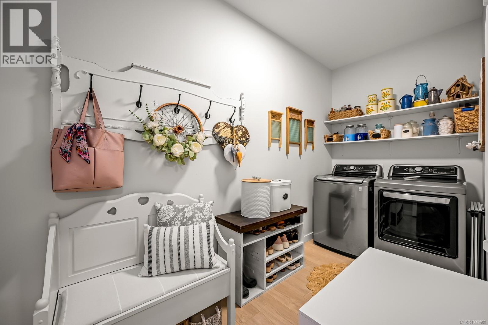 B 2130 Nikola Pl, Campbell River