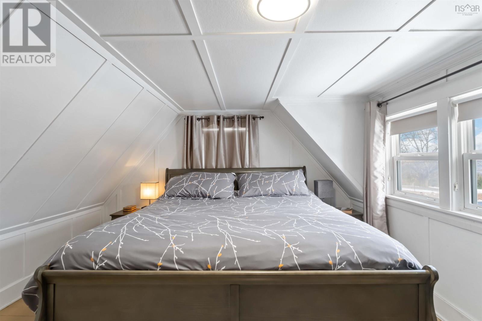 Property 12 of 38 of 102 Old Post Road