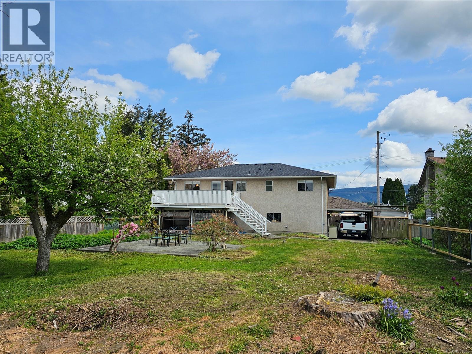 5890 CHESTERFIELD Ave - 15