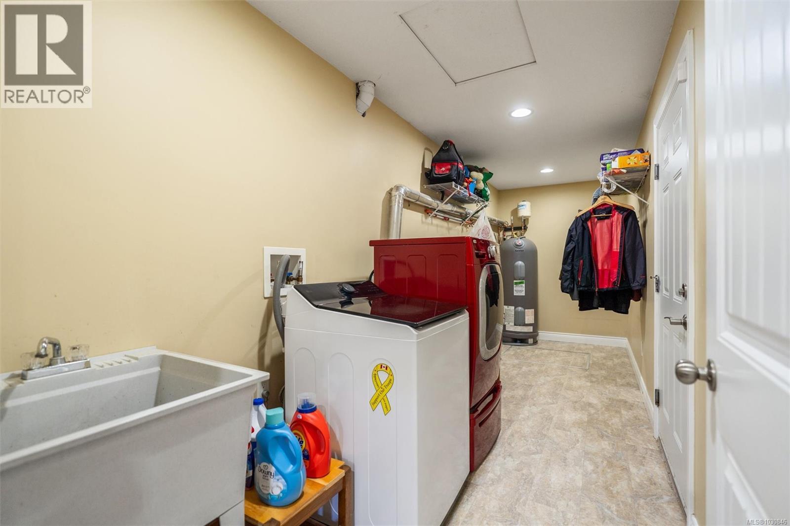 6727 Wall St - 20