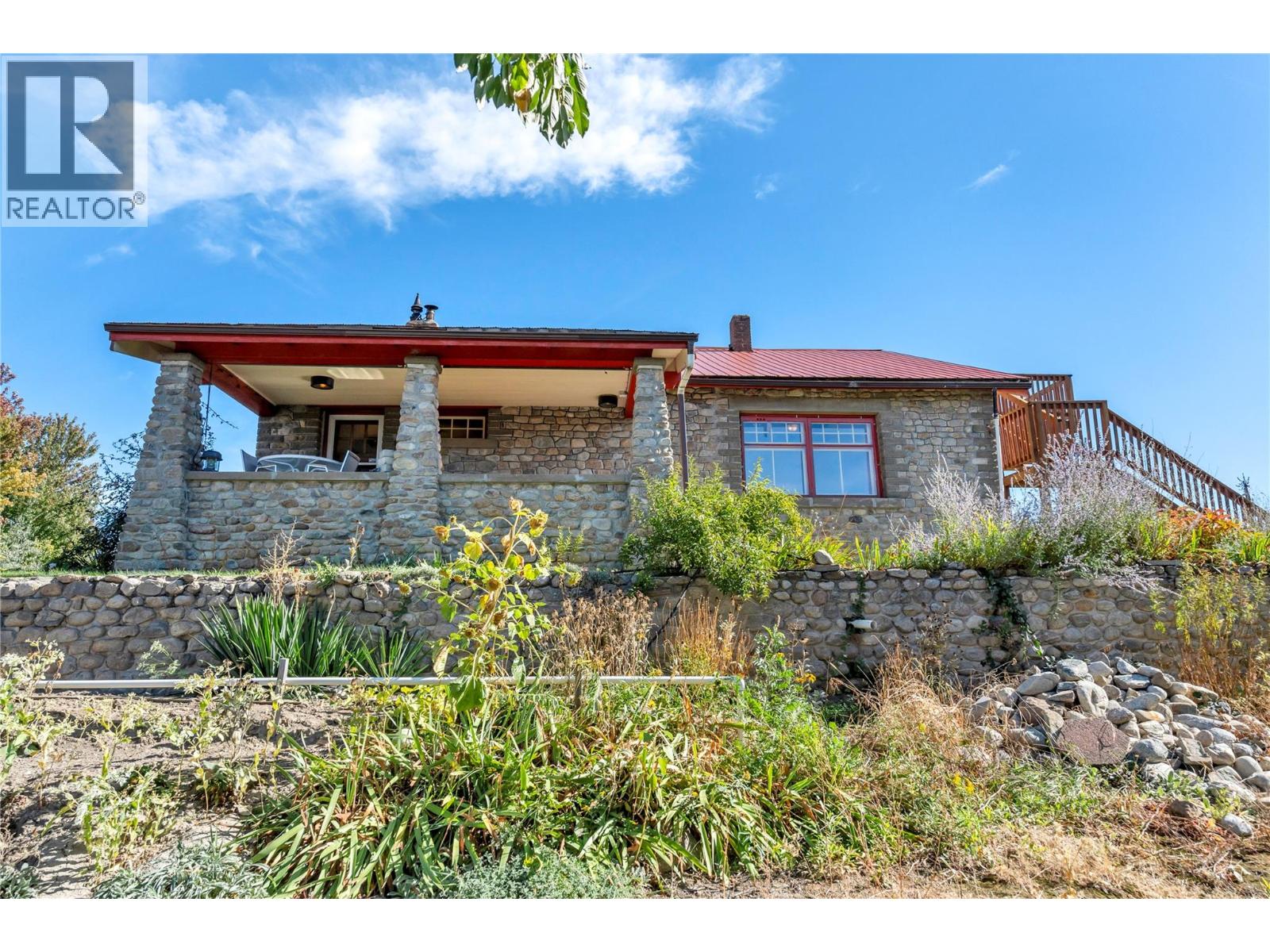  235 Middle Bench Road North, Penticton