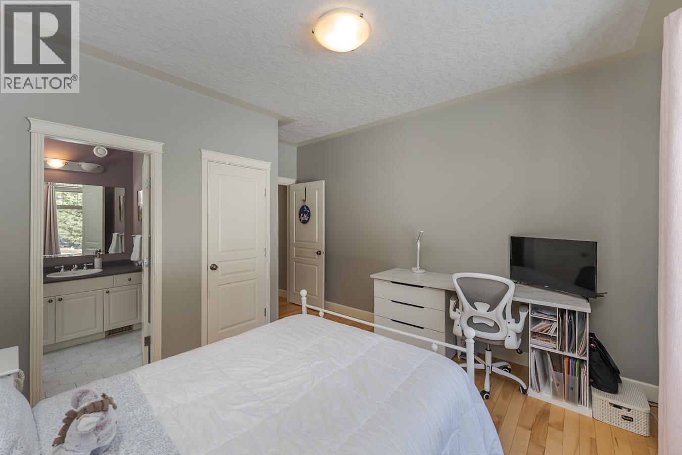 422 WILLMANN ROAD - 18