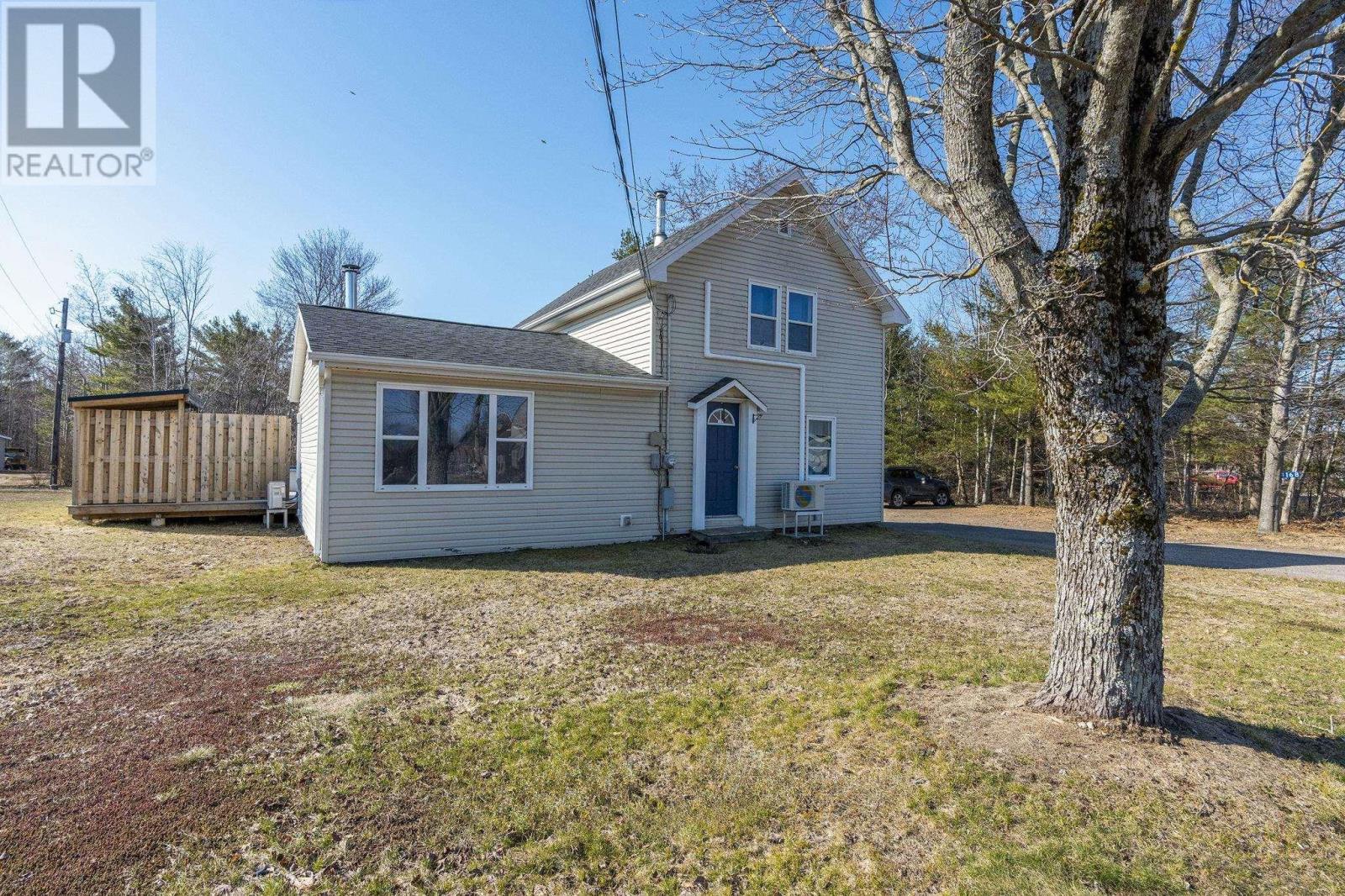 Property 39 of 40 of 4168 1 Highway