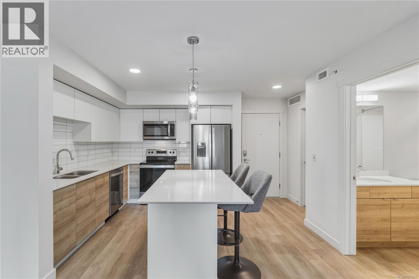 #304 4820 Cedar Ridge Pl - 3