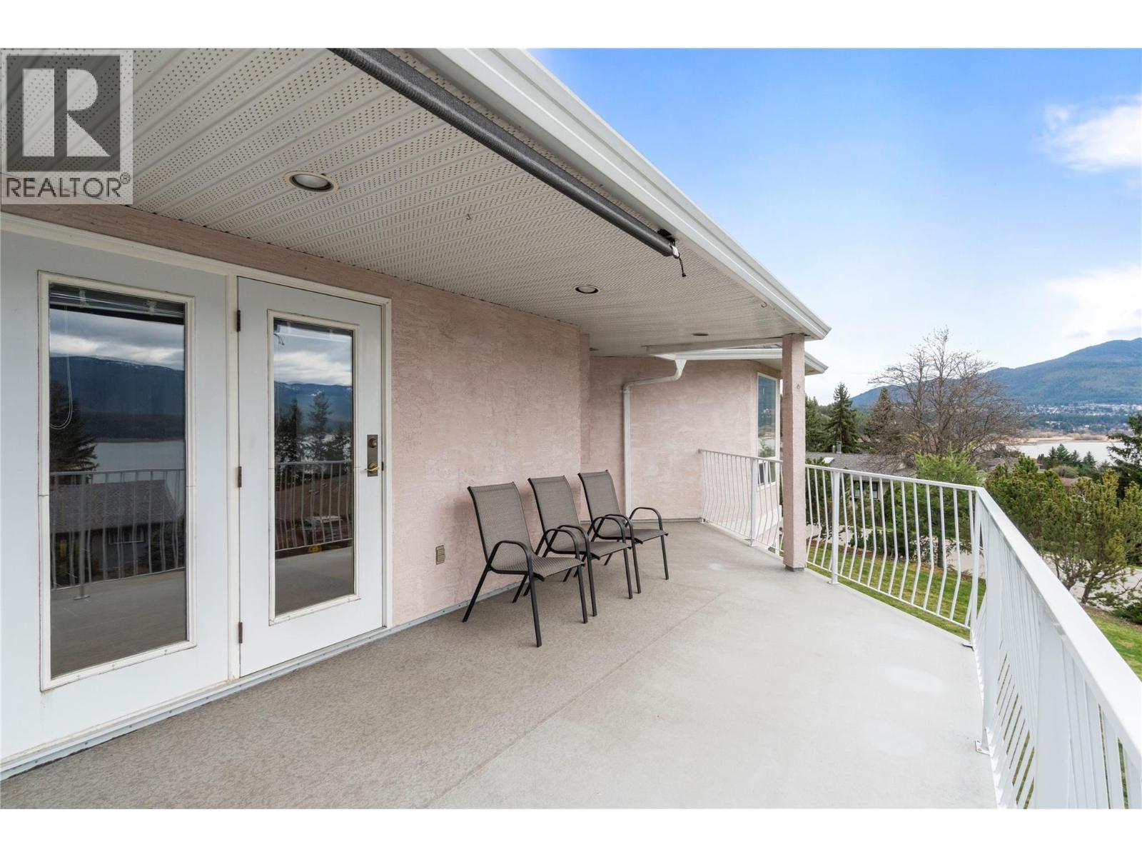 1131 50 AVENUE NE - 23