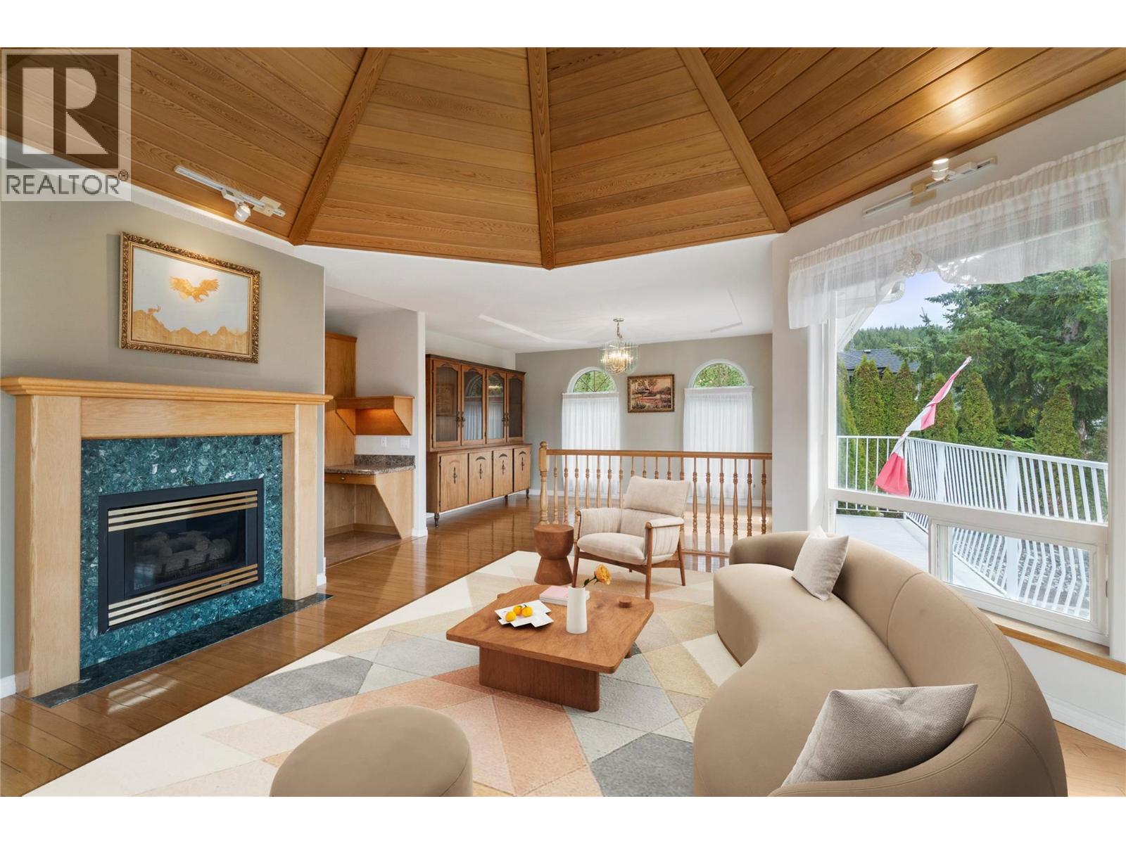 1131 50 AVENUE NE - 35