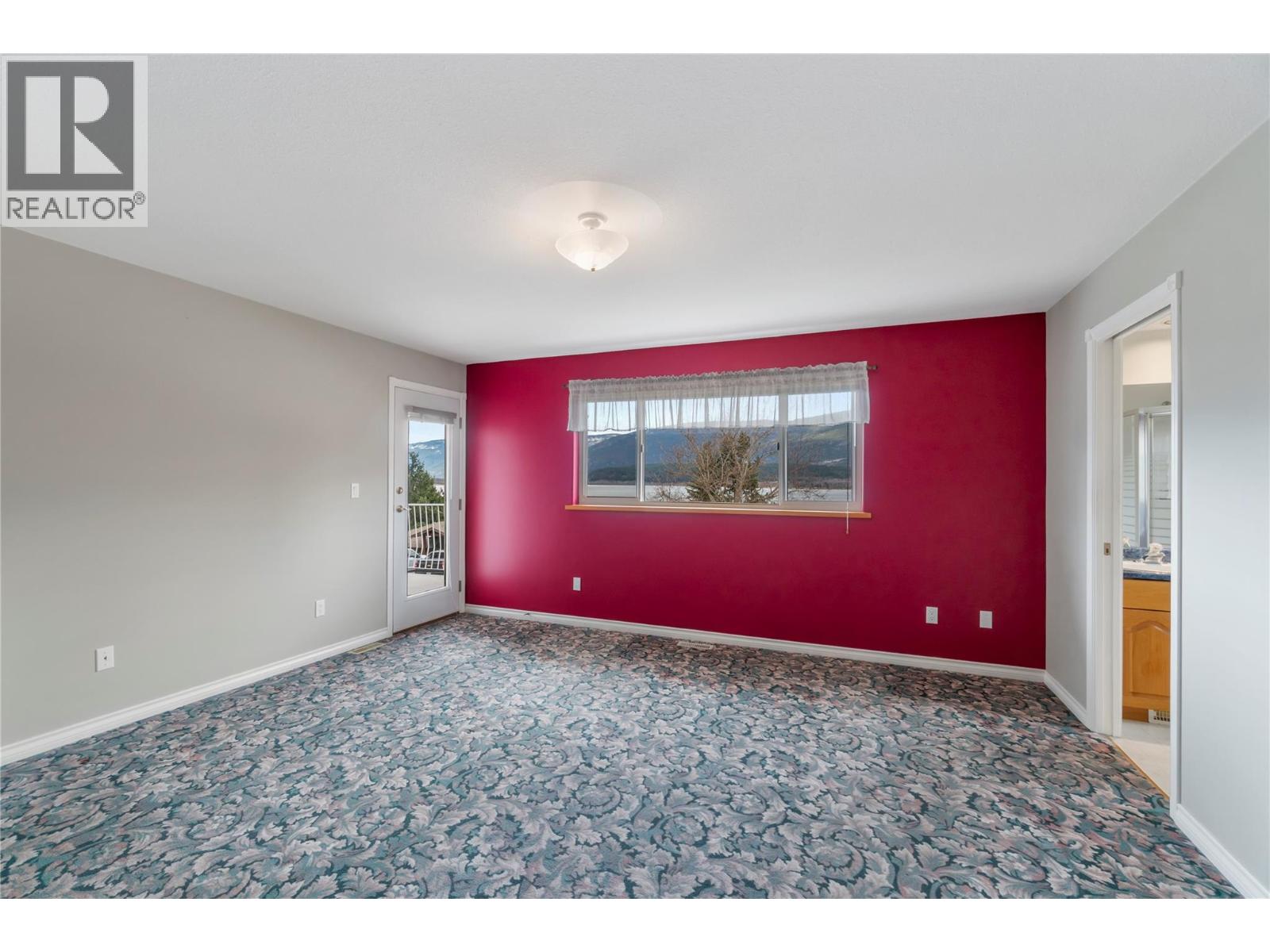 1131 50 AVENUE NE - 42