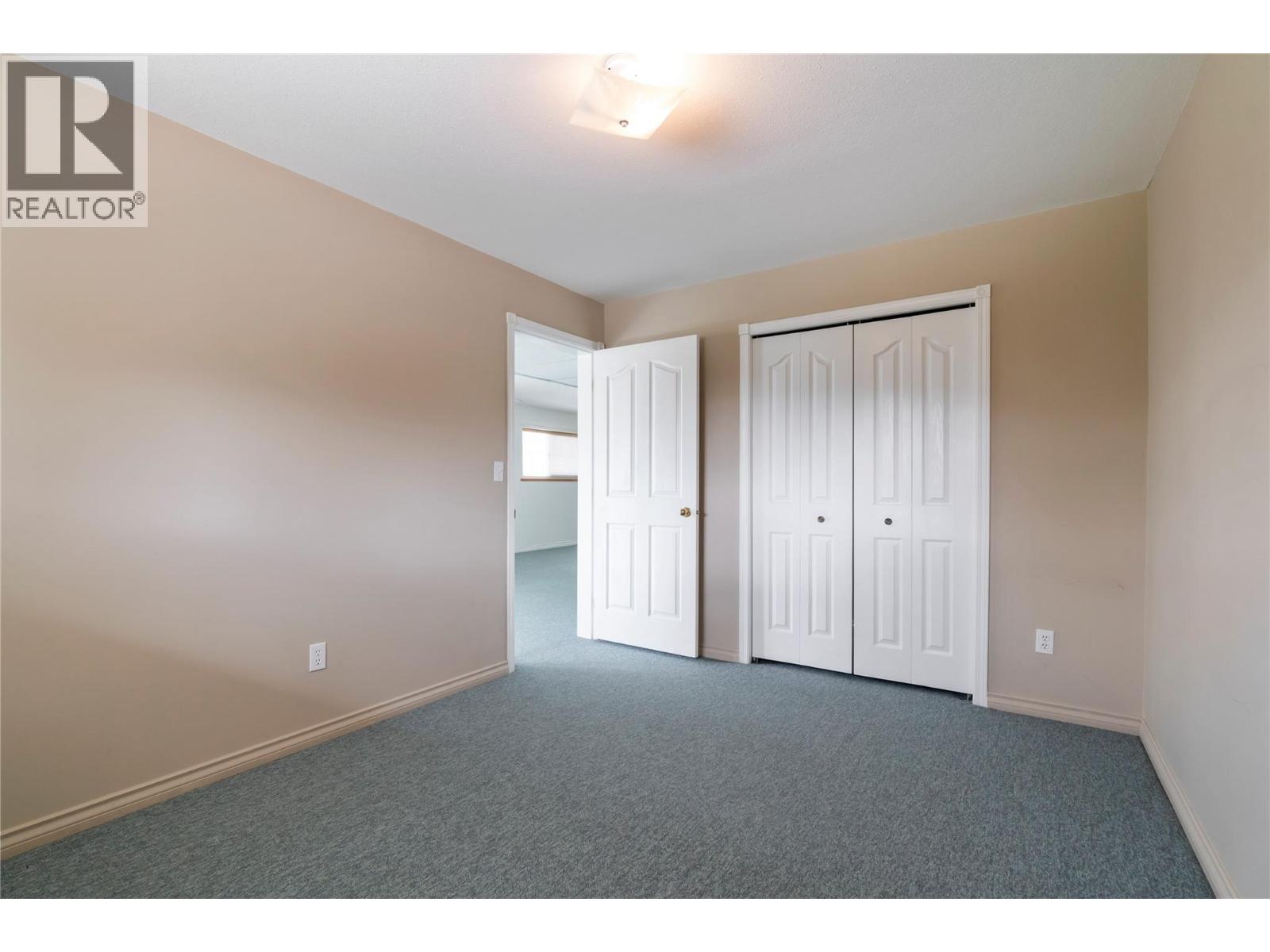 1131 50 AVENUE NE - 67