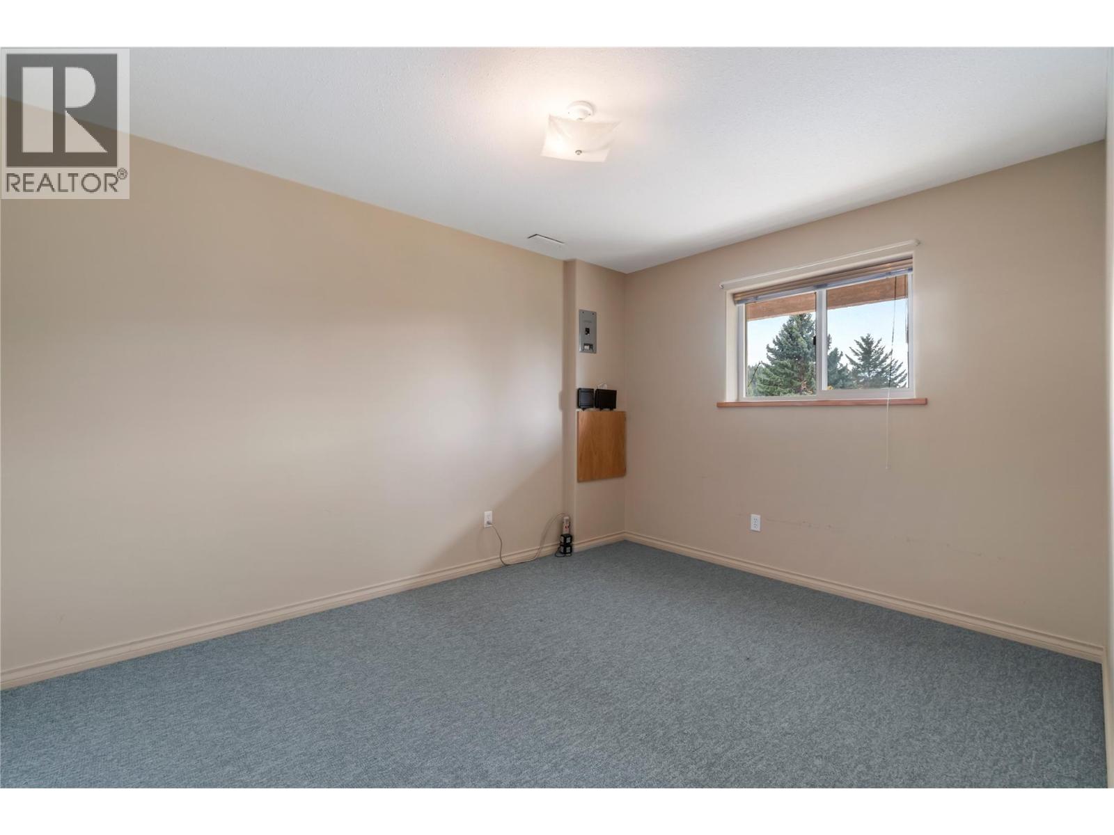 1131 50 AVENUE NE - 66