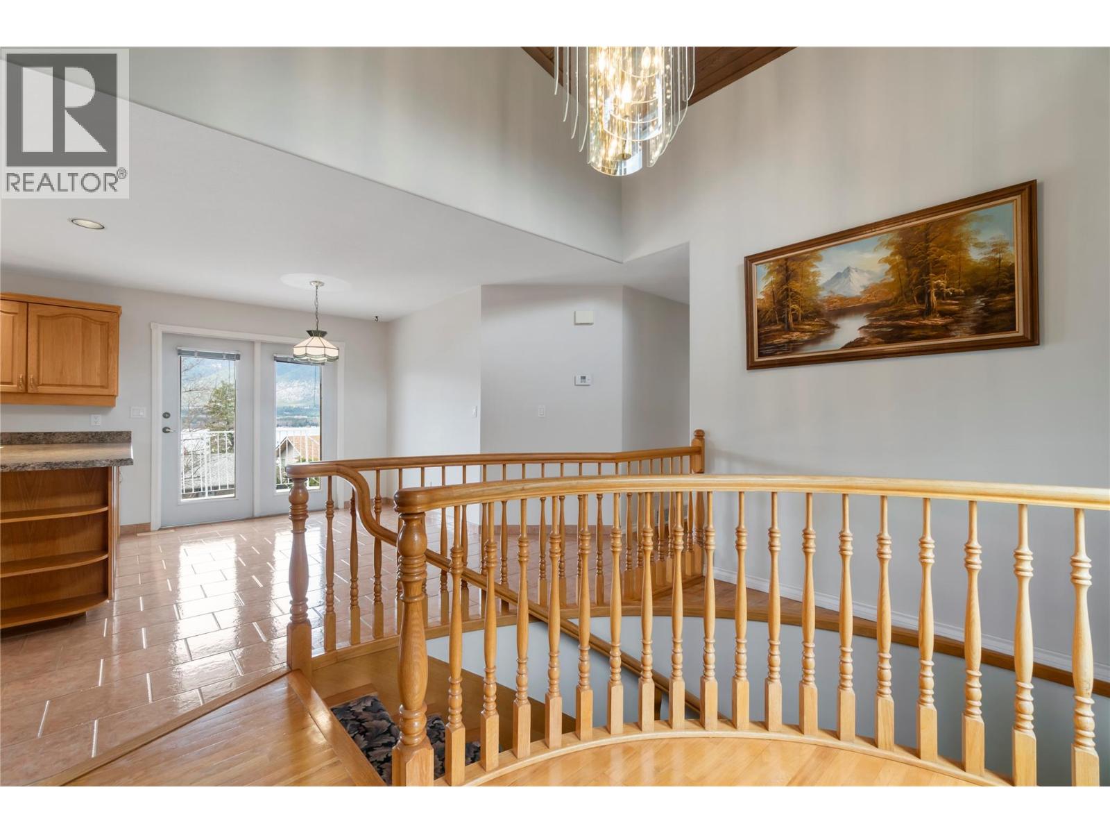 1131 50 AVENUE NE - 56