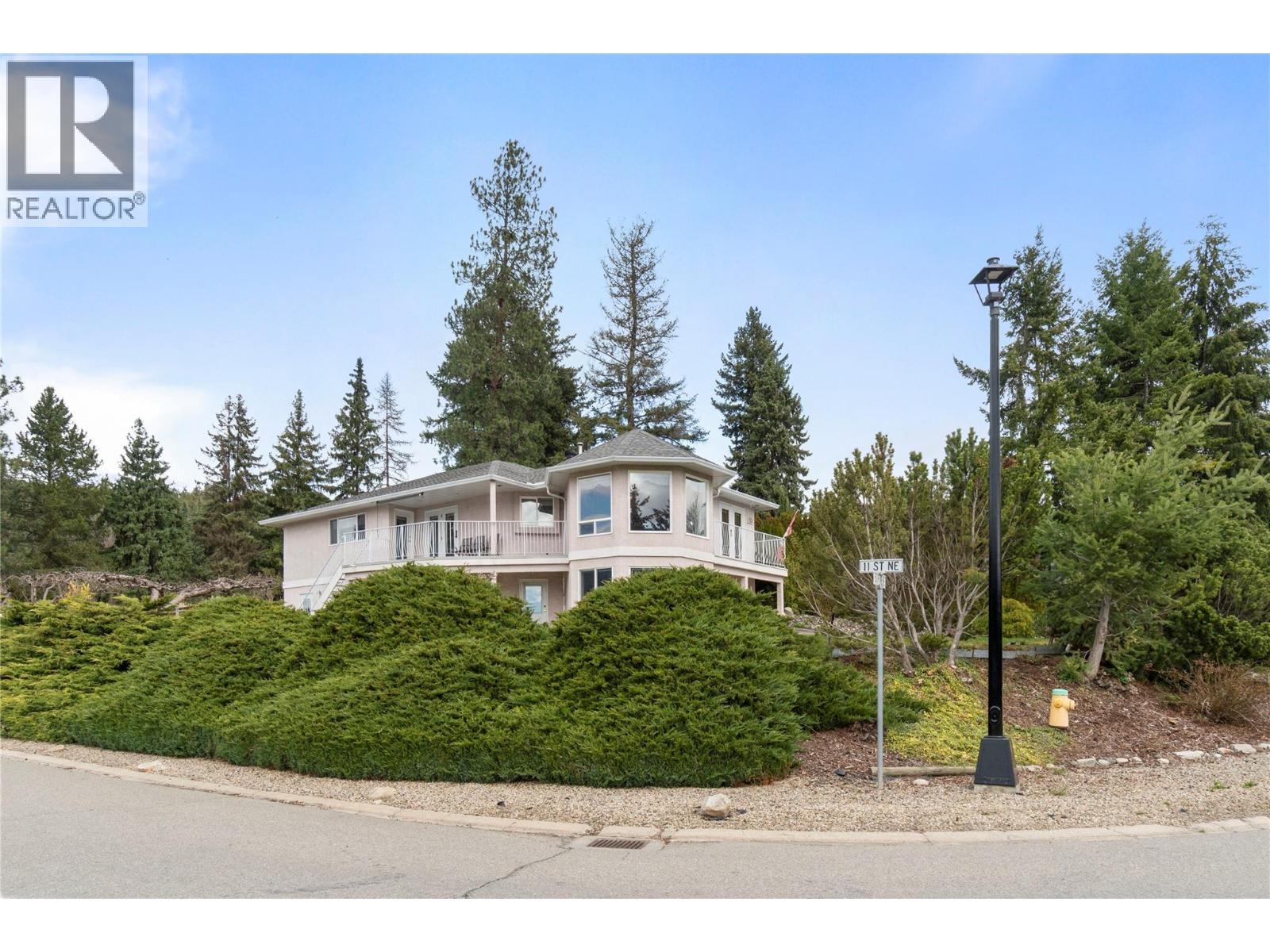 1131 50 AVENUE NE - 87