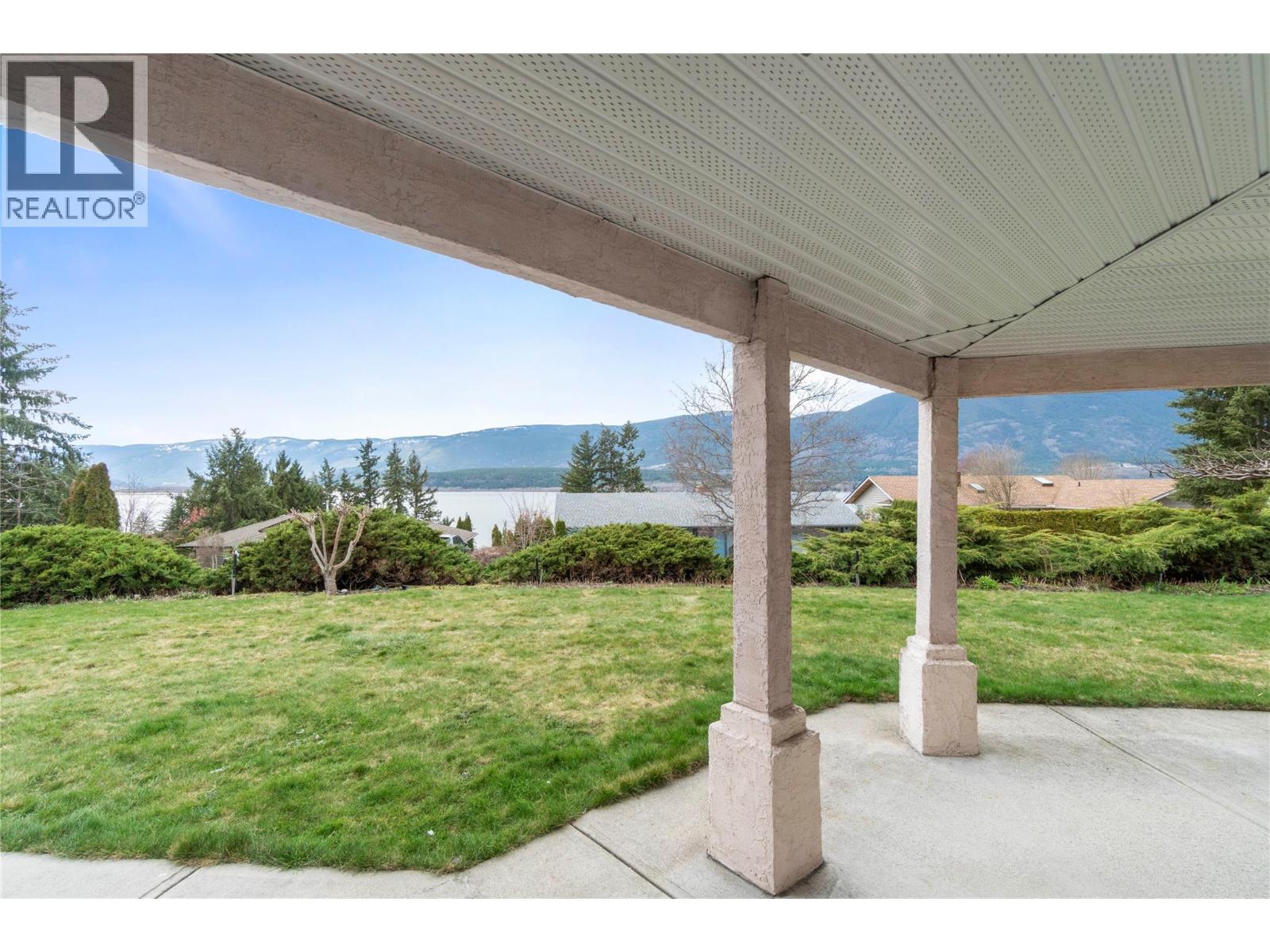 1131 50 AVENUE NE - 90