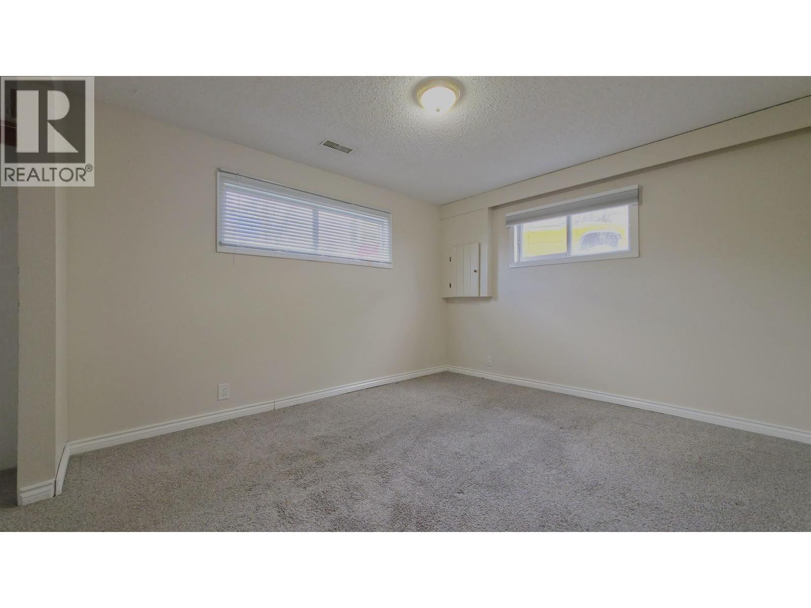 7946 ROSEWOOD PLACE - 9