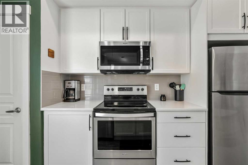 32 Horseshoe Crescent, Cochrane