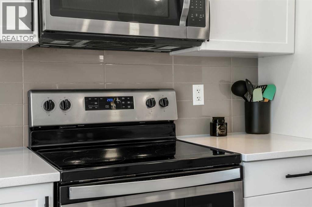 32 Horseshoe Crescent, Cochrane