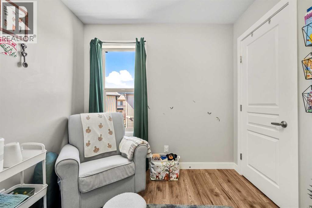 32 Horseshoe Crescent, Cochrane