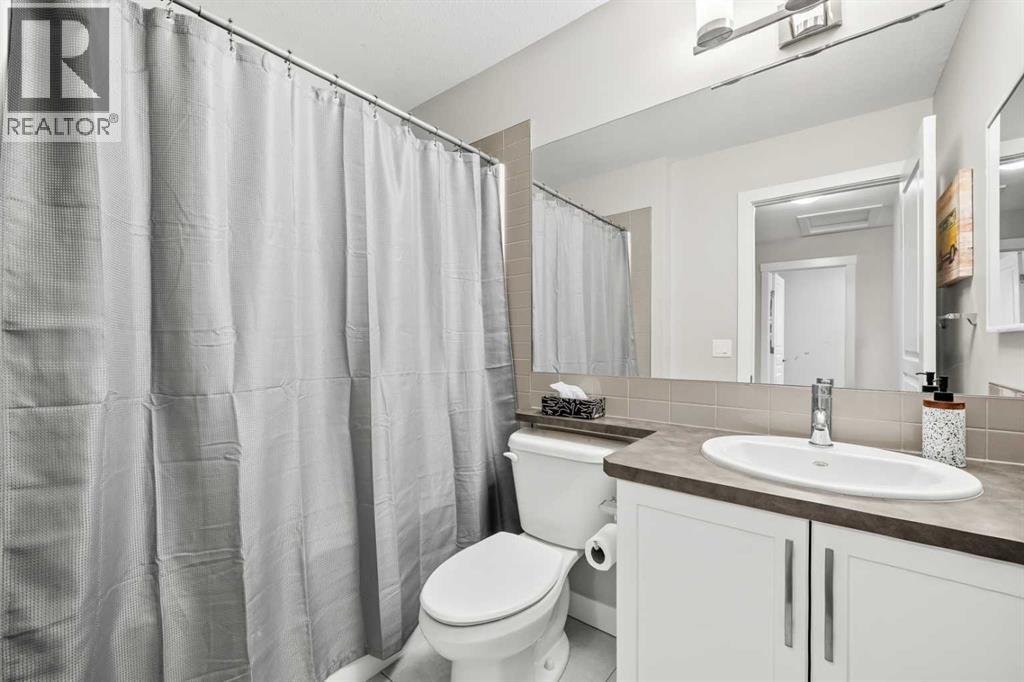 32 Horseshoe Crescent, Cochrane