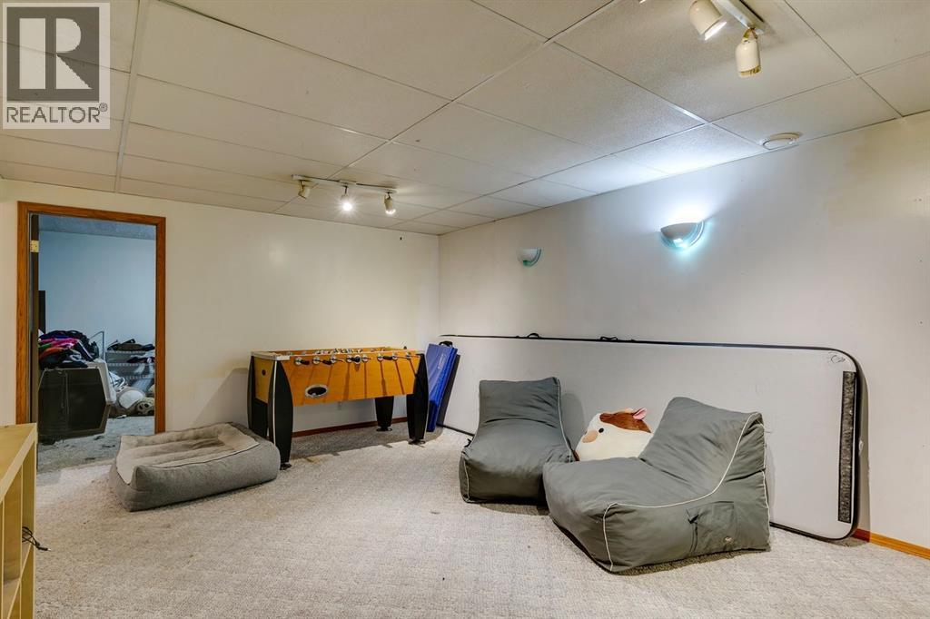 Single Family House Bungalow for Sale in  Lake Sylvan Drive SE Bonavista Downs Calgary 