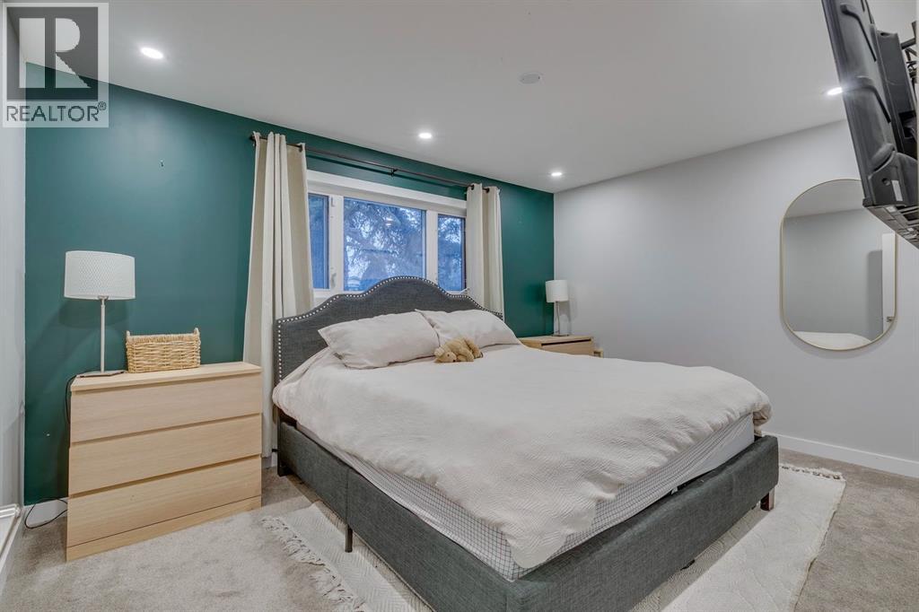 Single Family House Bungalow for Sale in  Lake Sylvan Drive SE Bonavista Downs Calgary 