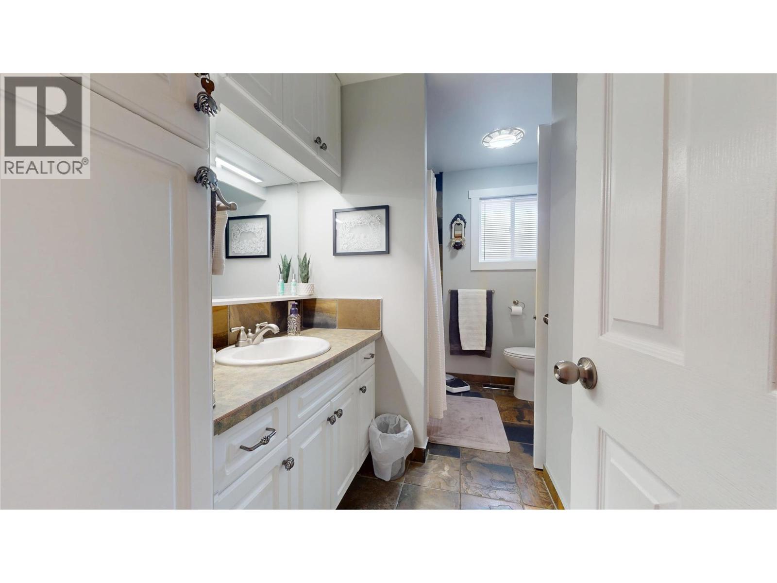 10 Mt Trinity Avenue - 17
