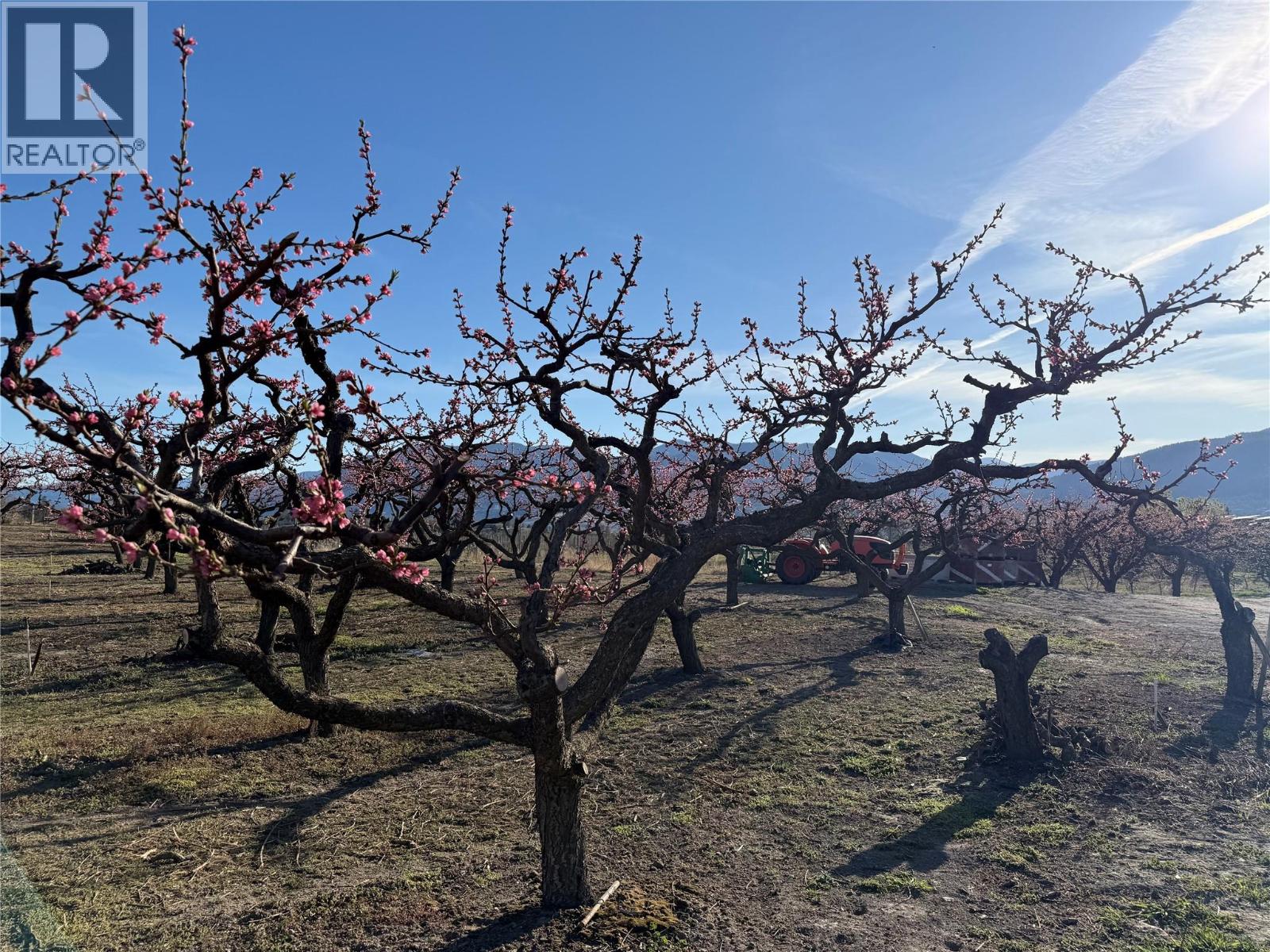  235 Middle Bench Road North, Penticton