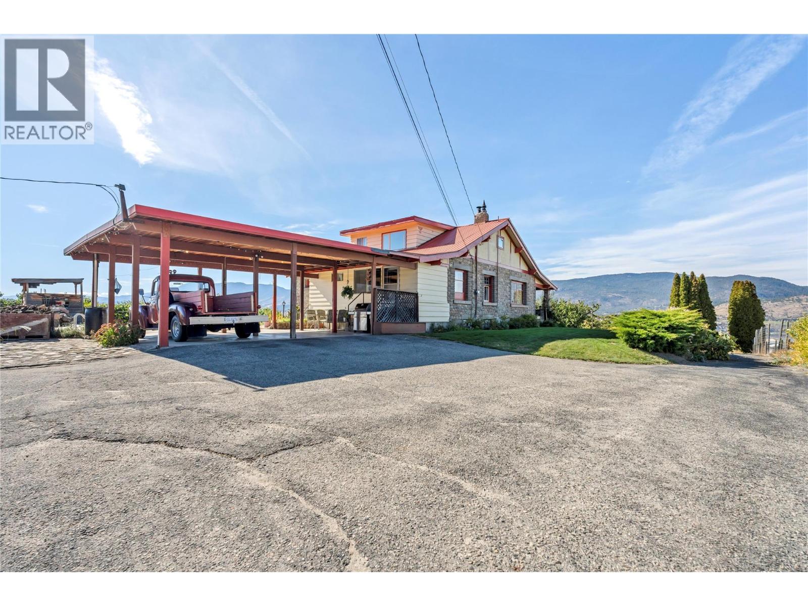  235 Middle Bench Road North, Penticton